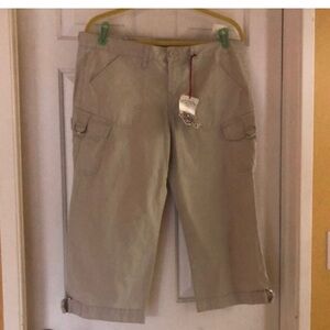NWT Vintage L.E.I.  Juniors Size 13
D Ringed Angled CARGO in Pebble